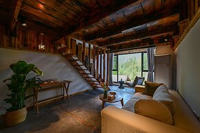 No.5 Valley Lodge