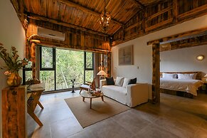 No.5 Valley Lodge