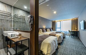 Hotel With Jeju