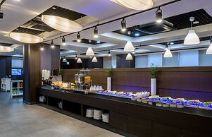 Hotel With Jeju