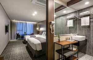 Hotel With Jeju