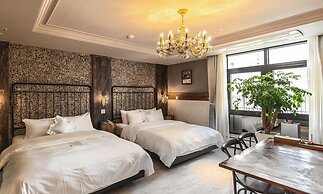 February Hotel The Signature Dongseongro