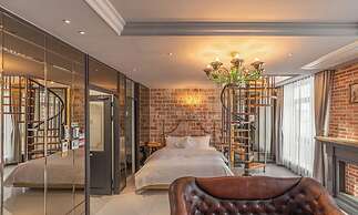February Hotel The Signature Dongseongro