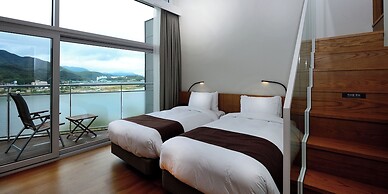 Midas Hotel & Resort
