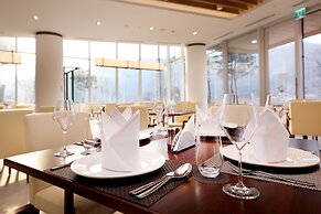 Midas Hotel & Resort