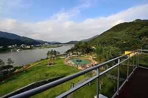 Midas Hotel & Resort