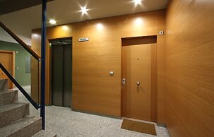 Mazi Apartments Downtown