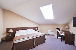 Diplomat hotel