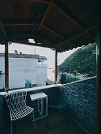 Hill River Hotel