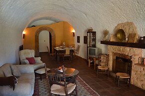 Cuevas Almagruz