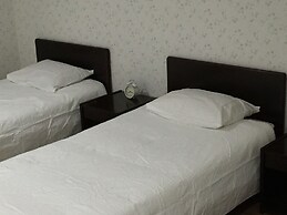 White Rose Inn