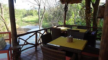 Riverside Homestay