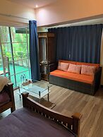 Riverside Homestay
