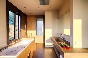 Euphoria Suites