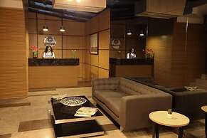 Tuzla Town Hotel