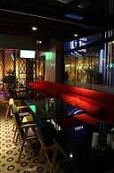 Tuzla Town Hotel