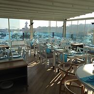 Tuzla Town Hotel