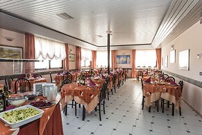Hotel Eden