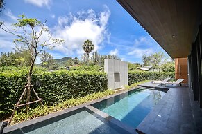 Glam Habitat Hotel