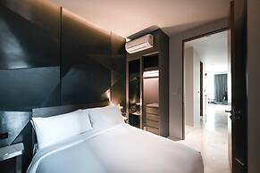 Glam Habitat Hotel