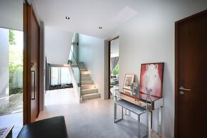 Glam Habitat Hotel