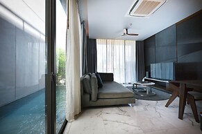Glam Habitat Hotel