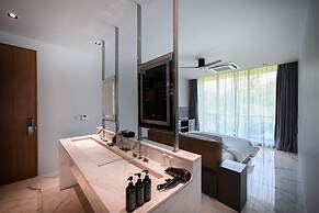 Glam Habitat Hotel