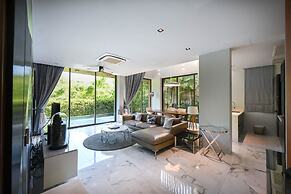 Glam Habitat Hotel