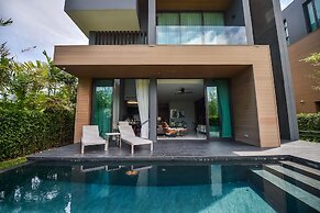 Glam Habitat Hotel