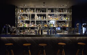 Glam Habitat Hotel