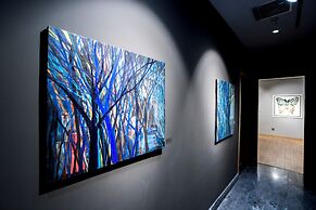 Endless Art Hotel