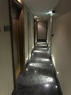 Endless Art Hotel