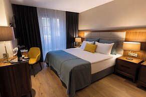 Endless Art Hotel