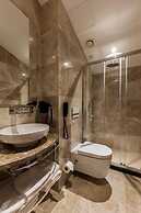 Endless Art Hotel