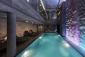 Endless Art Hotel