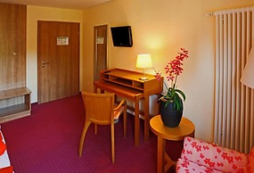 Nashira Kurpark Hotel