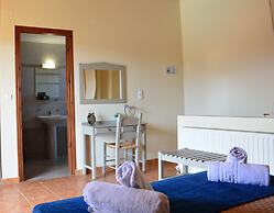 Elianthos Villa