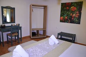 Elianthos Villa
