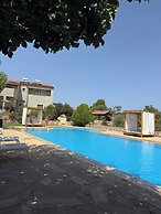 Elianthos Villa