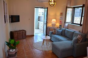 Elianthos Villa