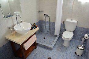 Elianthos Villa