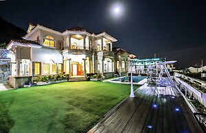Alhambra Pension