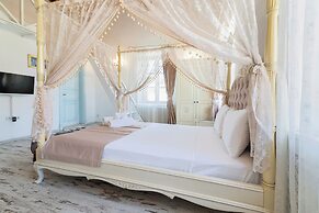 Alacati Roka Tas Otel
