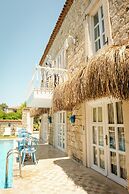Alacati Roka Tas Otel