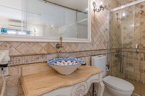 Alacati Roka Tas Otel