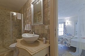 Alacati Roka Tas Otel