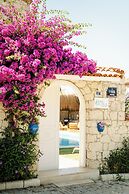 Alacati Roka Tas Otel