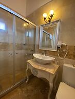 Alacati Roka Tas Otel