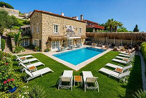 Alacati Roka Tas Otel