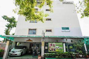 Gedkanok Apartment